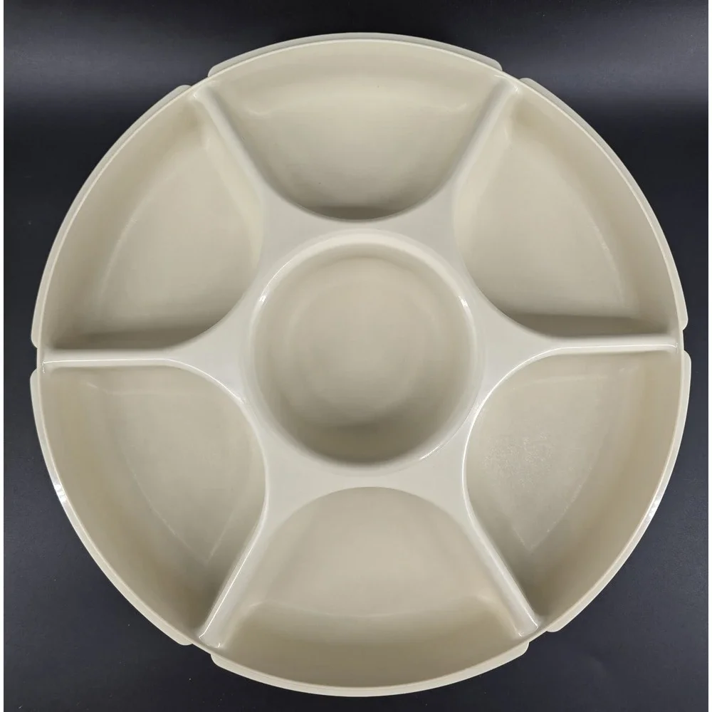 Vtg Tupperware Serving Center Vegetable Fruit Divided Tray 1665 & Lid 1666 Beige